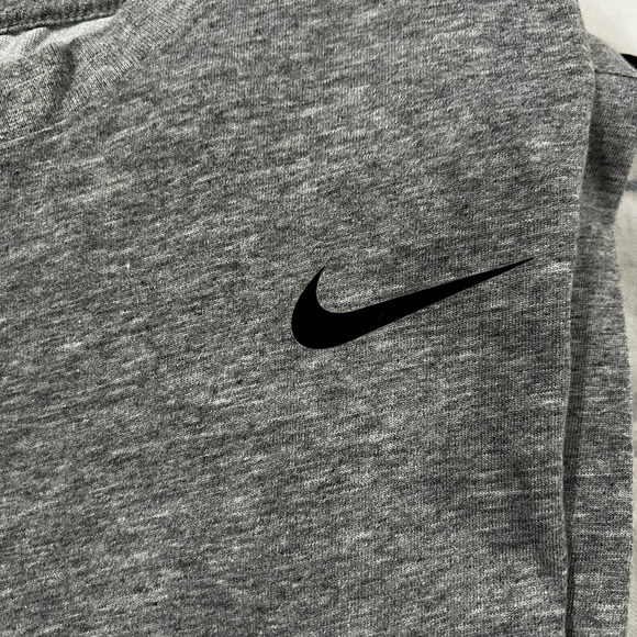 Nike Dri-Fit T Shirts - Picture 3 of 5